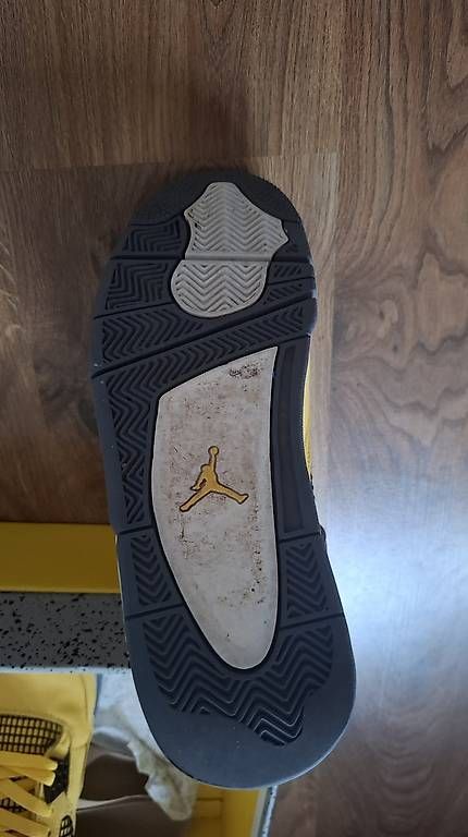 Scarpe da uomo: Air Jordan 4 retro Gr43 – Nuovo e nell'imballaggio originale da Rupperswil venduto da Orest 2