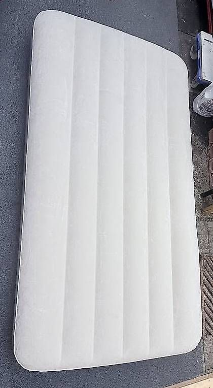 Matelas: Luftmatratze – Neuf avec emballage d'origine à Winterthur par Avanesh 2