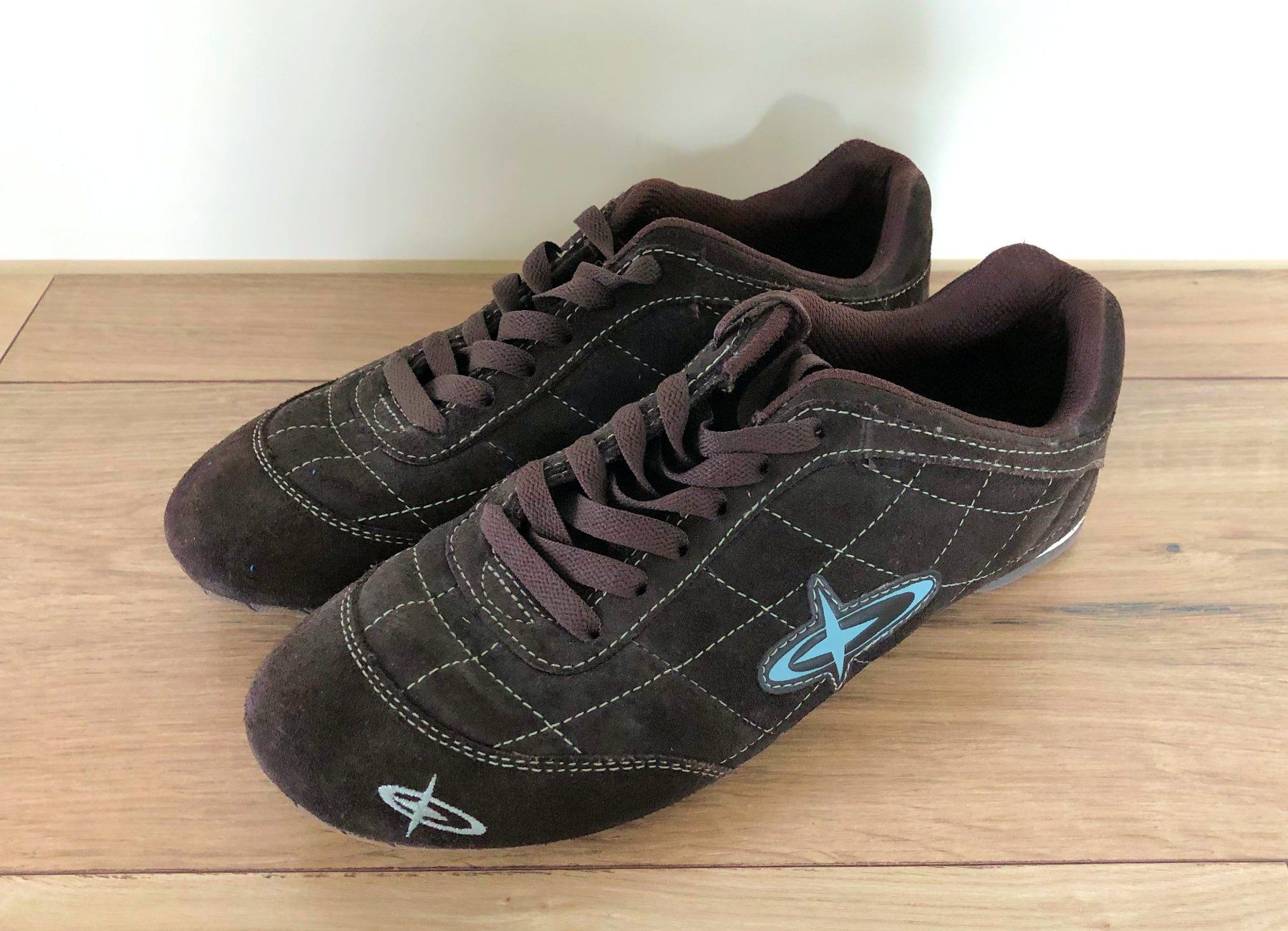Scarpe da donna: Turnschuhe "Bigstar" – Usato da Rüti ZH venduto da Jasna89 1