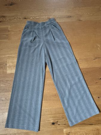 Max Mara Leisure Hose, Grösse M, neu