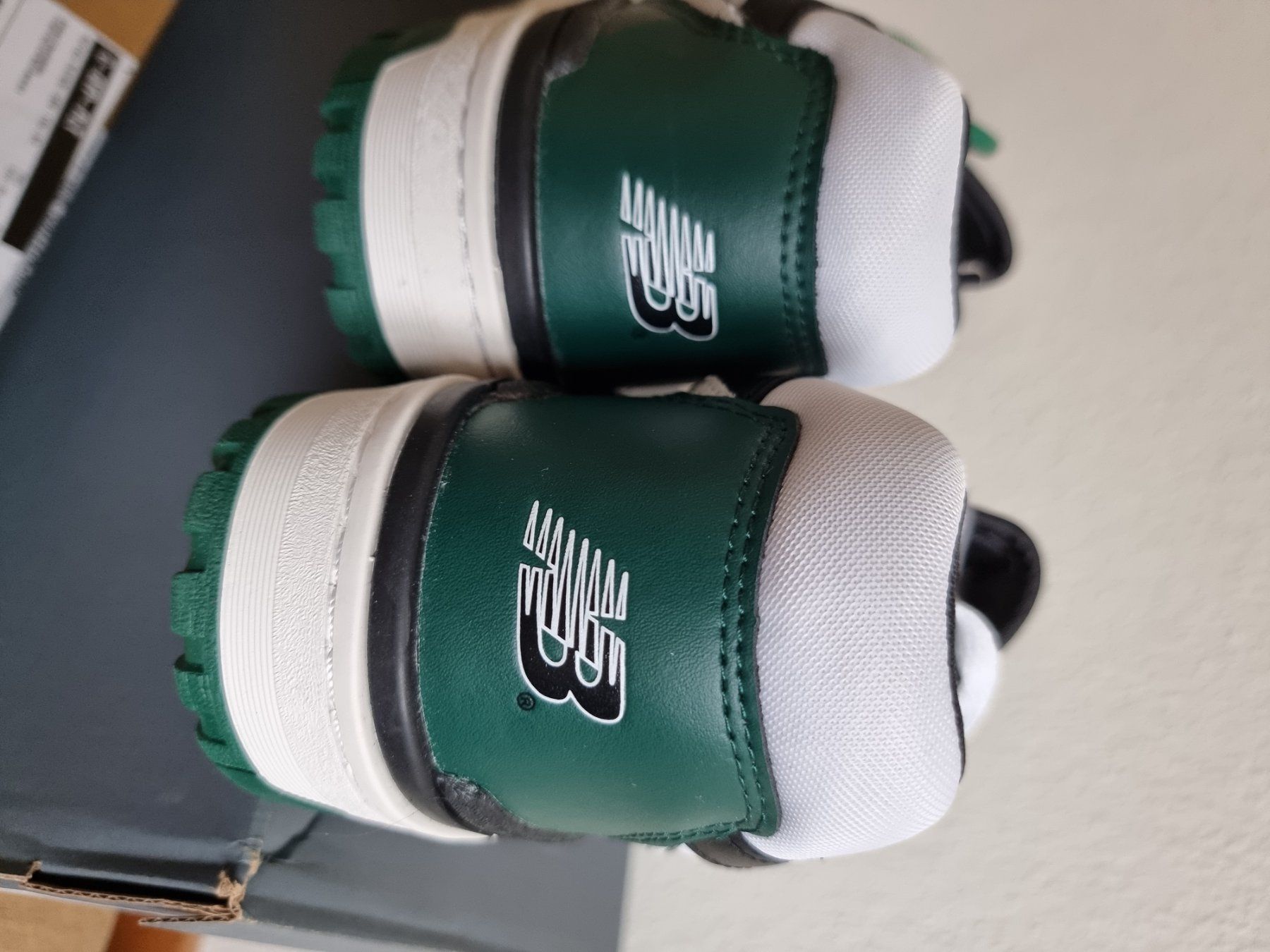 New Balance Scarpe da uomo: New Balance 550 White Green Black – Nuovo e nell'imballaggio originale da Glarus venduto da fschneider99 1