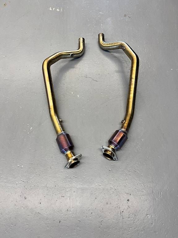 Sistemi di scarico: Land Rover Defender V8 Downpipe  – Usato da Merenschwand venduto da DeluxuryMotorsGmbH 2