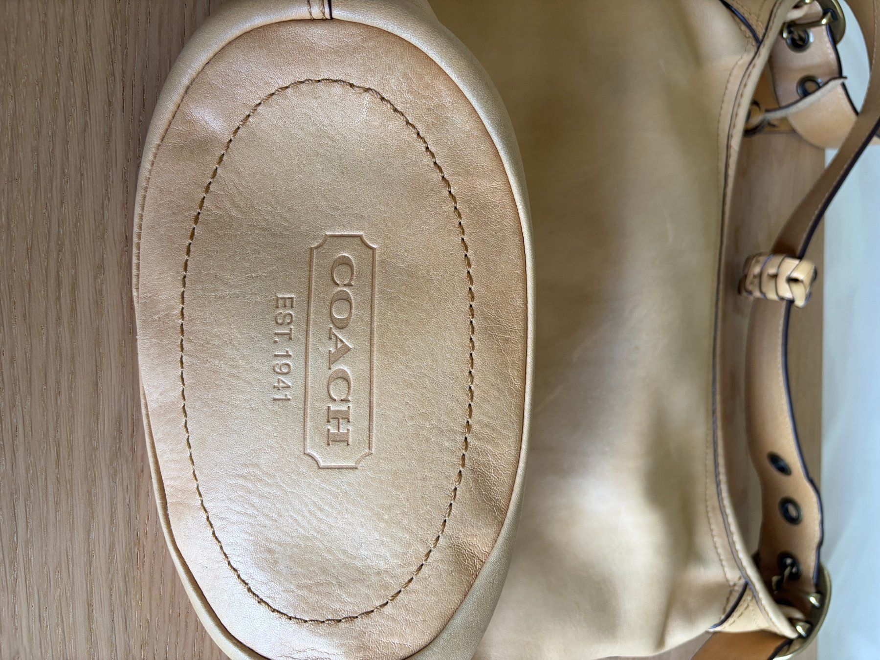 Coach Borse da donna: Coach Bleecker Leather Duffle Bucket Bag Tasche – Usato da Zürich venduto da bombvoyage 3
