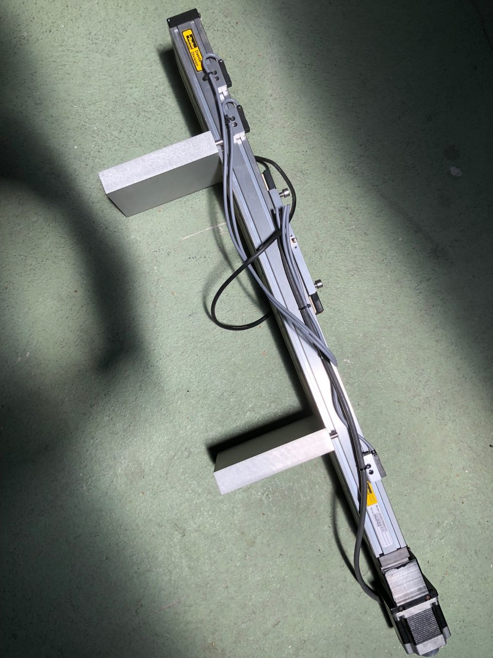 Motoren: Linearantrieb mit Schrittmotor 46,5cm – Gebraucht aus Hinterkappelen von atomschnee 4