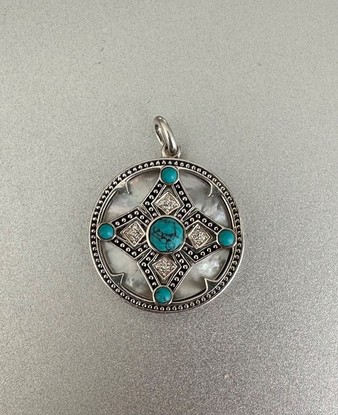 Thomas Sabo Ciondoli: Vintage Silber Amulett mit Perlmutt & Diamanten, Thomas Sabo – Usato da Onex venduto da Antiqueshow