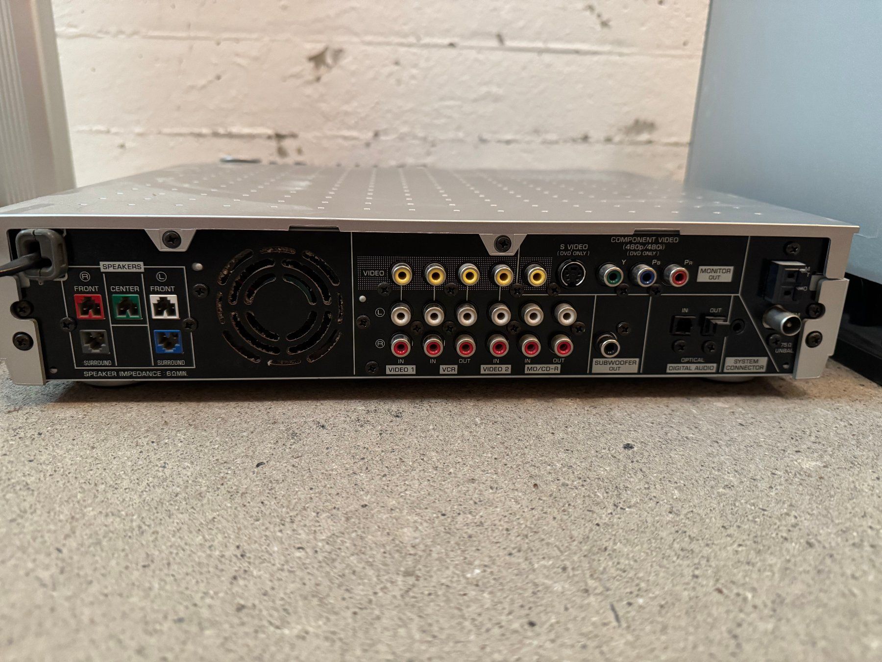 Yamaha Amplificatori: Yamaha Home-Cinema-Systeme DVX-S200 / DVR-S200 – Usato da Zürich venduto da kanausonric 3