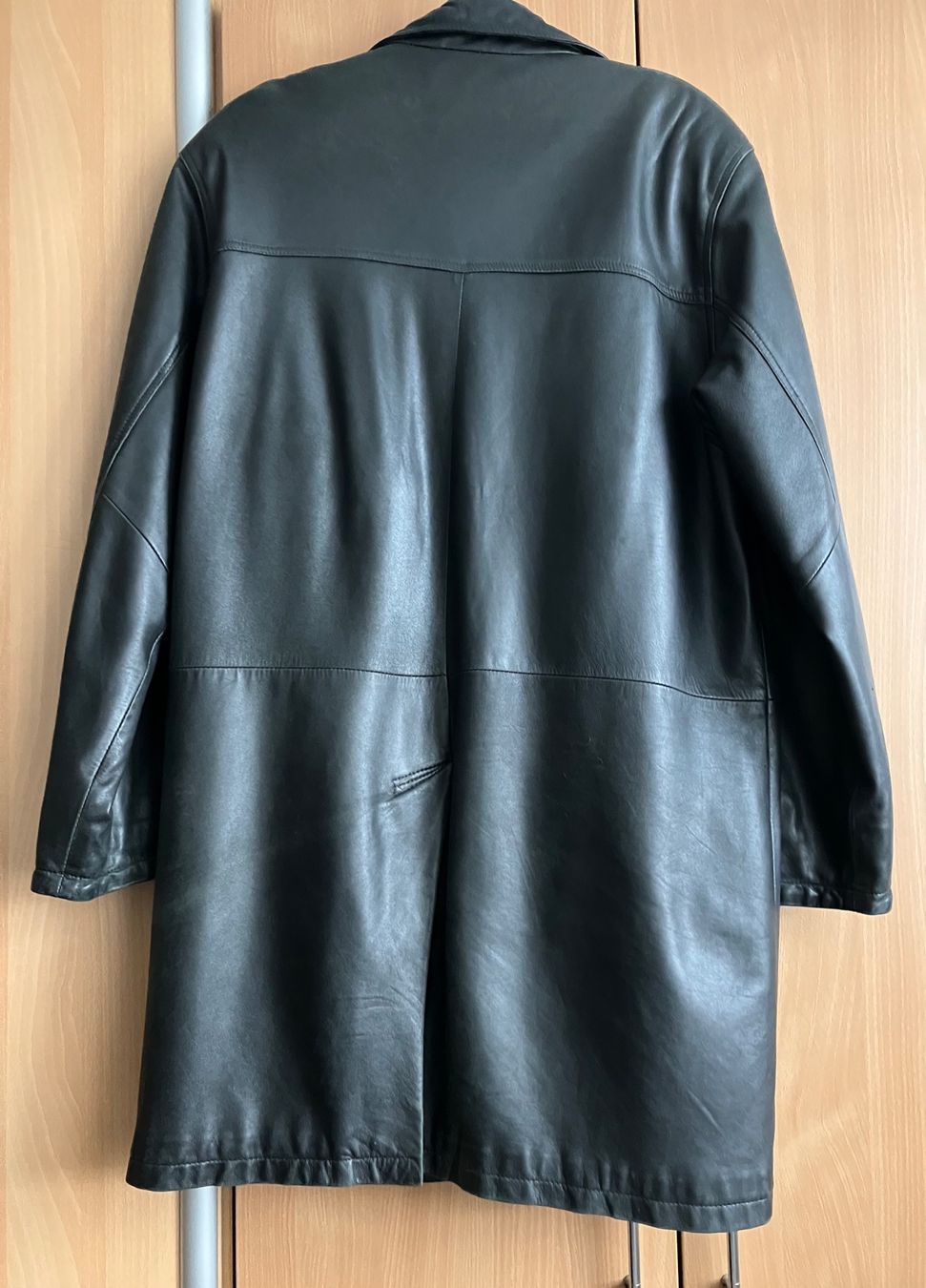 Cappotti: Herren Ledermantel, schwarz, Gr. 54 – Usato da Diepoldsau venduto da mabeapt 1