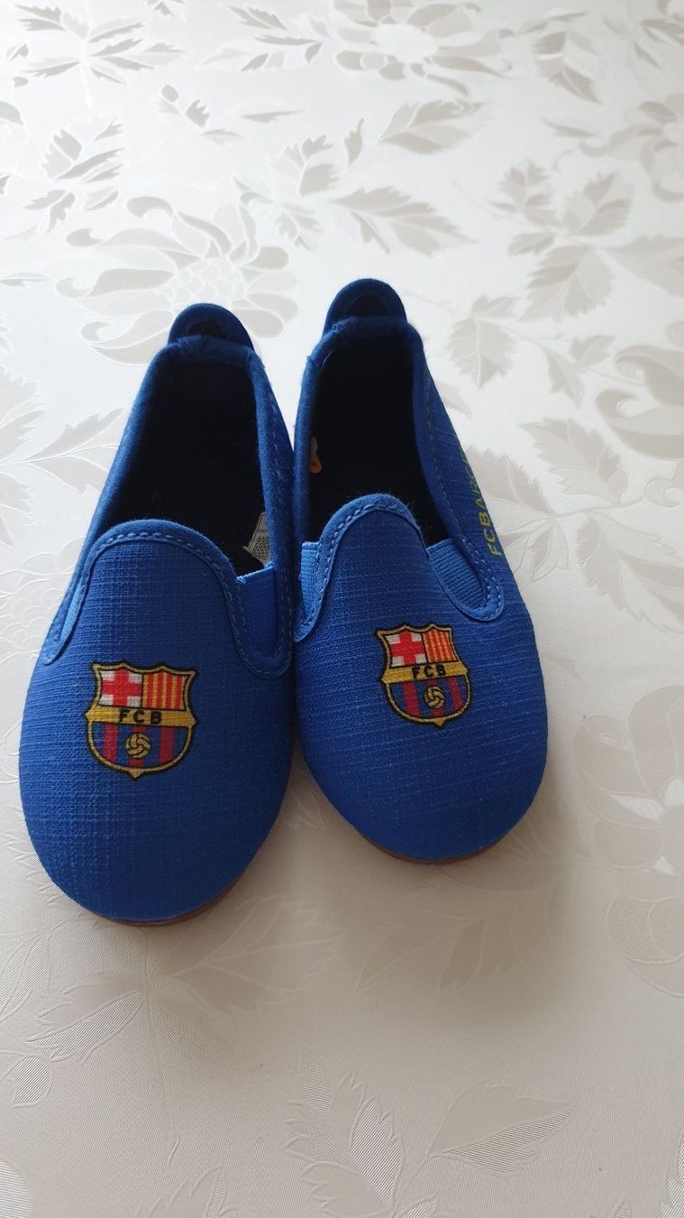 Scarpe per ragazzi: Fcbarcelona finken gr 22 – Nuovo (secondo la descrizione) da Münchenbuchsee venduto da Kappa8
