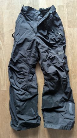 Jack Wolfskin Kinder Skihose gr. 152