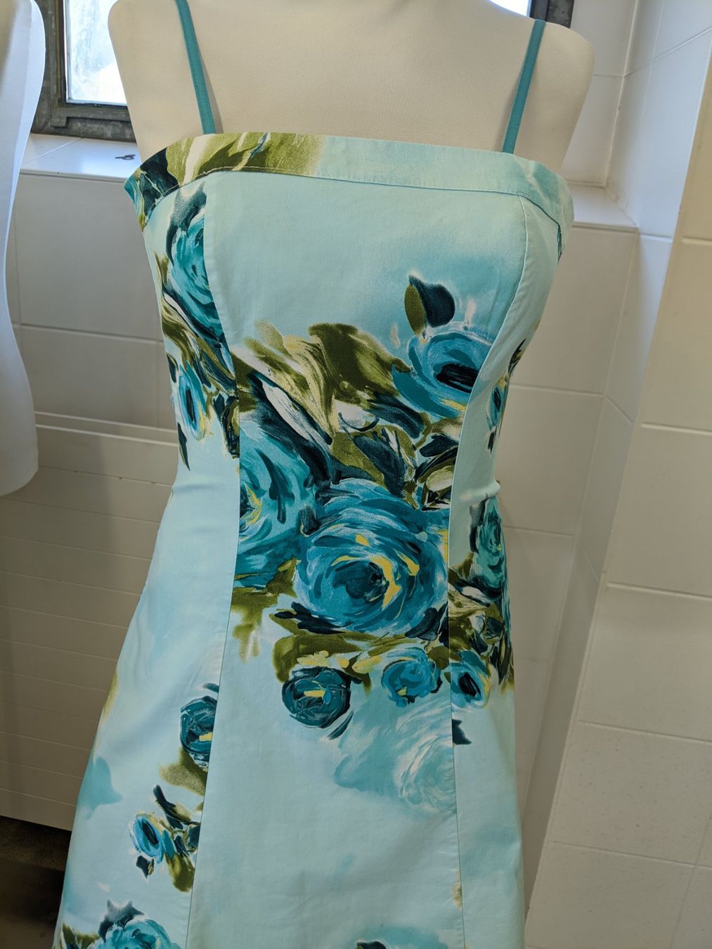 Kleider: Damenkleid Gr 34 – Neu (gemäss Beschreibung) aus Langnau am Albis von Judithsebi