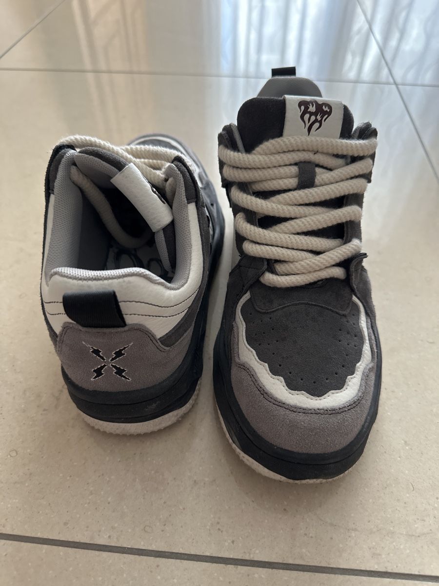 Scarpe da uomo: Stylische Sneakers Gr. 41 – Usato da Freienstein venduto da Ale_47_2 3