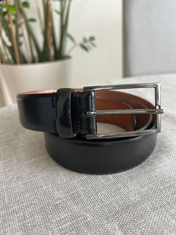 Cinture: Gürtel Strenesse 90 cm schwarz , Leder – Usato da Niederglatt ZH venduto da Julia_4