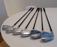 TaylorMade P-770 Eisen + Wedges LH
