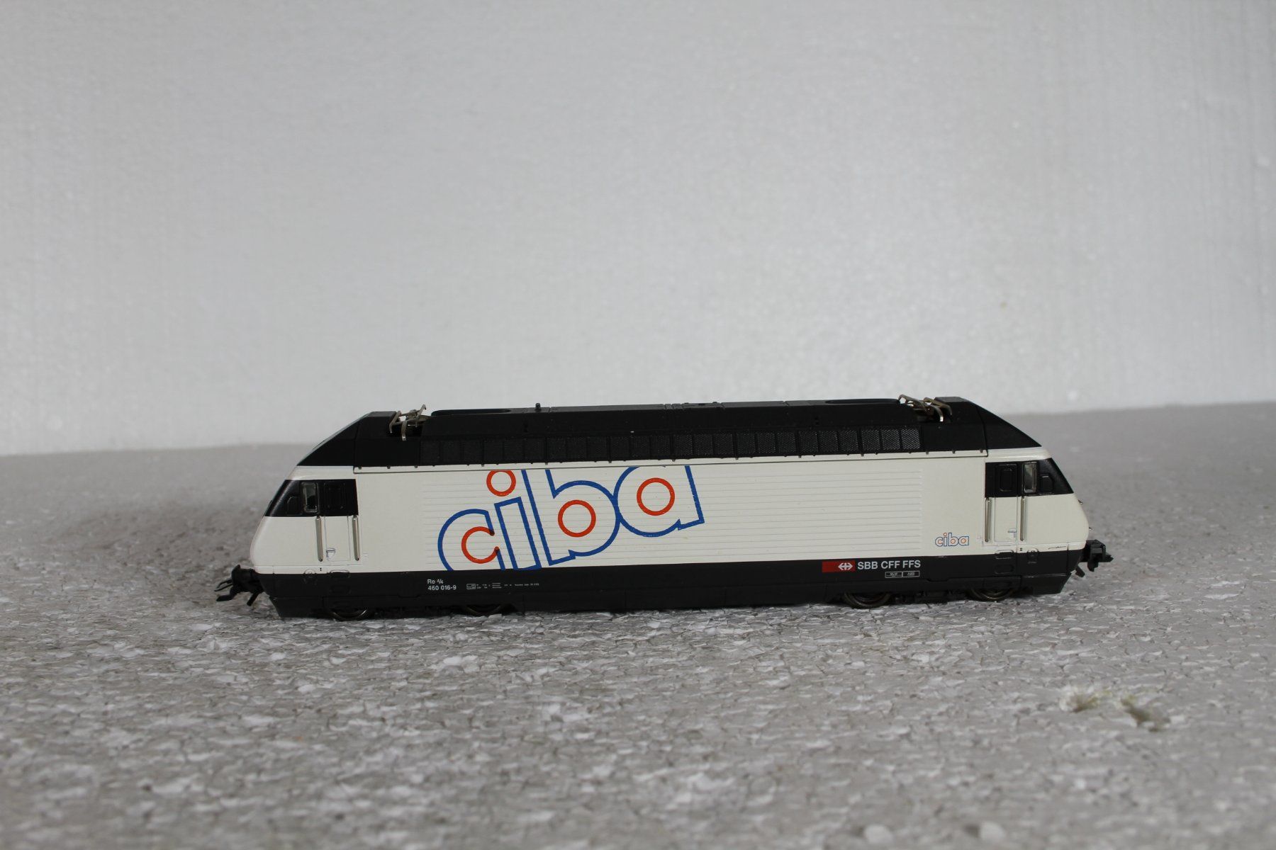 Märklin Modellini di ferrovie: Märklin 3450 SBB Re 460 Ciba – Usato da Triesen venduto da gleis8