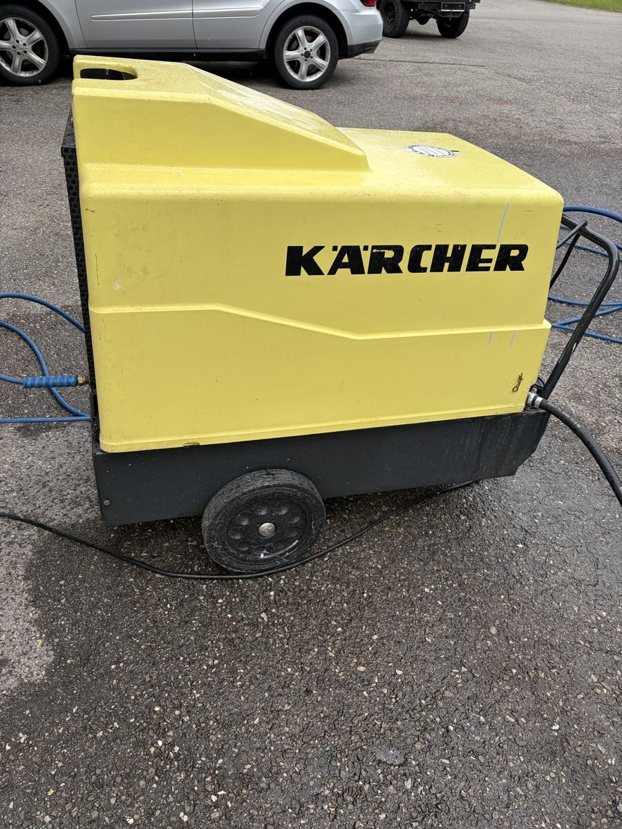Kärcher Idropulitrici ad alta pressione: Pompe Kärcher à eau chaude – Difettoso da Orsonnens venduto da cdms57 6