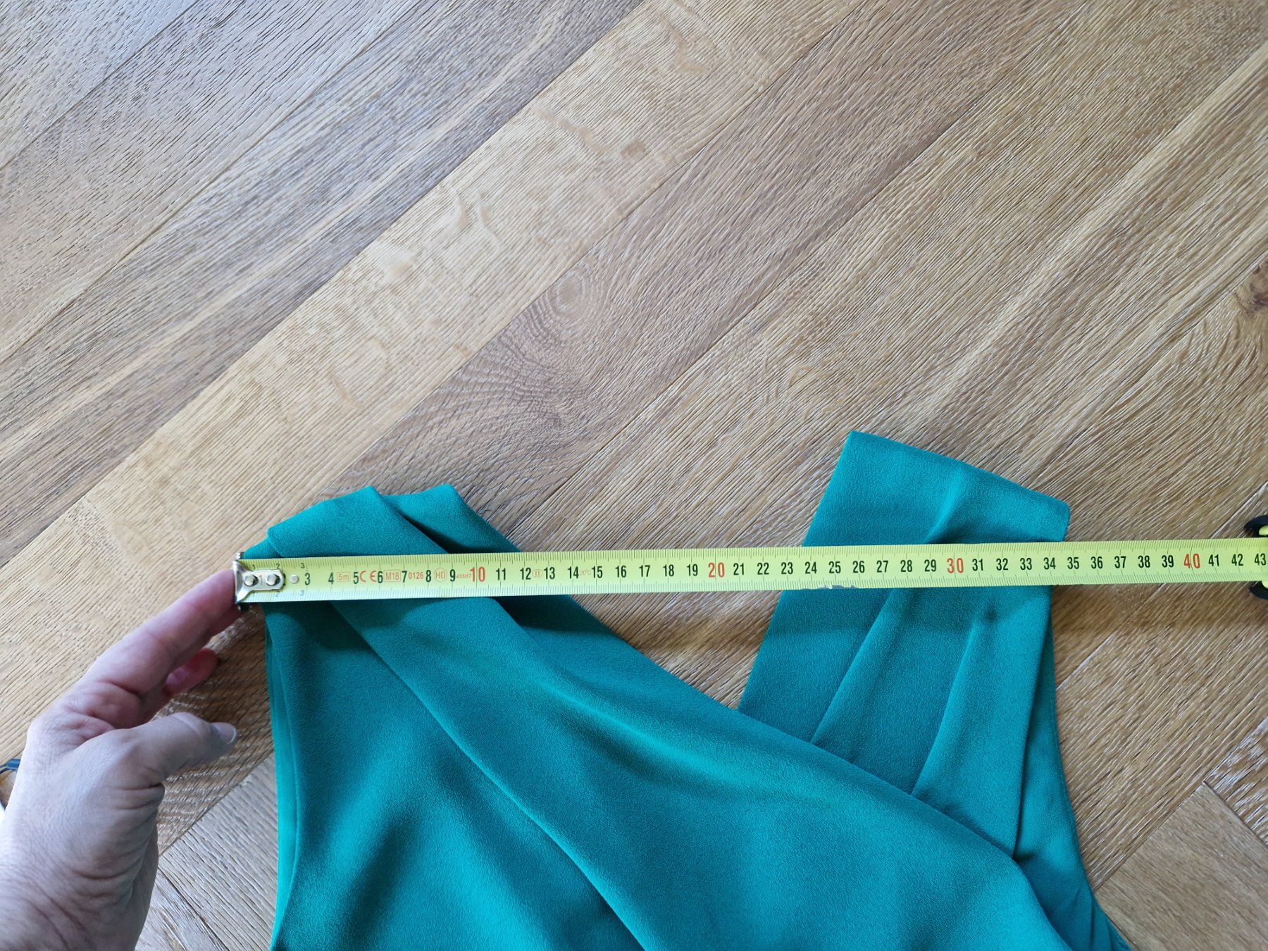 Vestiti: Reiss Marling front wrap dress, size S – Nuovo (secondo la descrizione) da Adliswil venduto da fashionholic 5