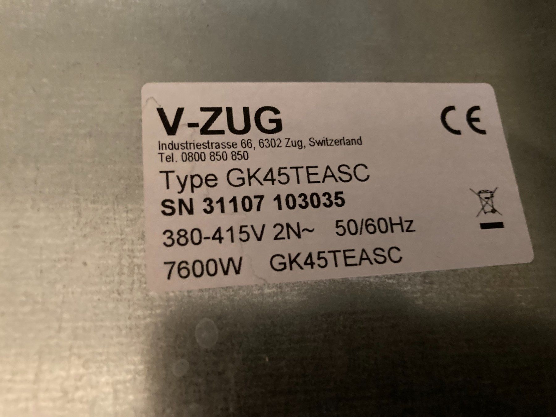V-Zug Appareils de cuisine: Kochfeld Glaskeramik V-Zug – D'occasion à willisau par buddali 3