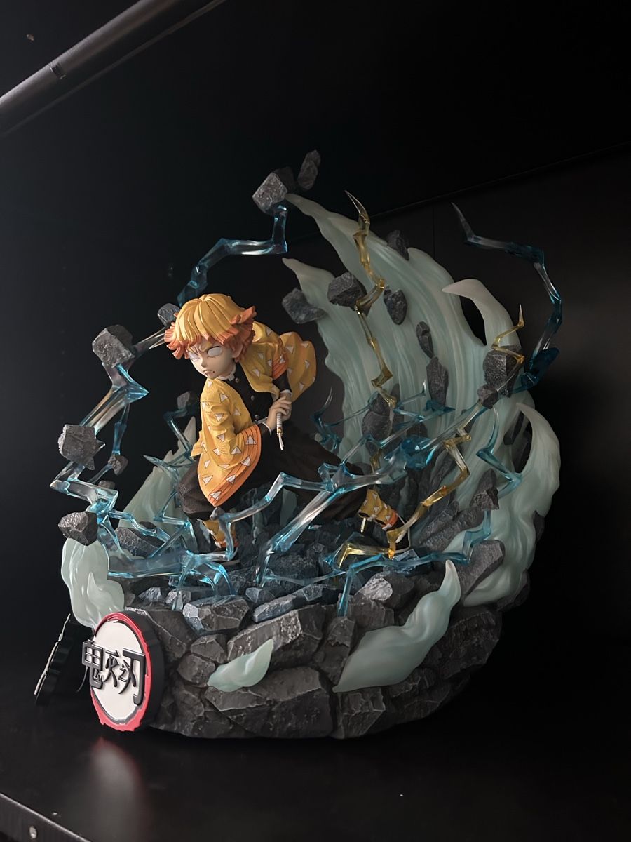 Statuette: Infinity Studio Agatsuma Zenitsu Statue – Usato da Horgen venduto da xManuWanu 1