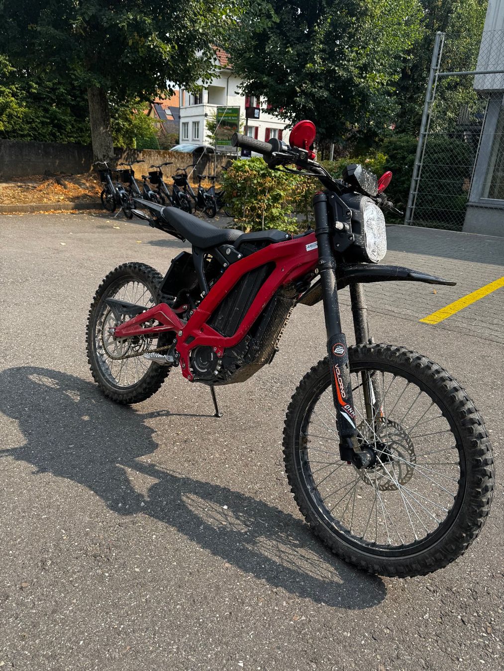 Sur-Ron Enduro: Sur-Ron Light Bee L1e | Strassenzugelassen – Usato da Aarau venduto da acgz 1
