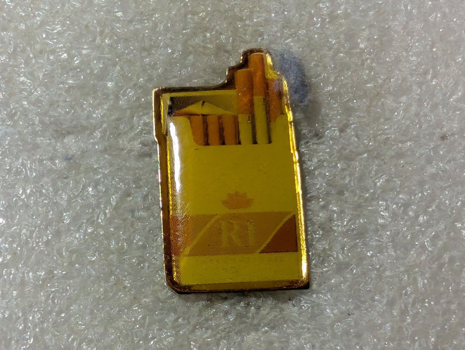 Placchette & Badge: Ansteckpin 40: ZR1 Zigaretten – Usato da Oppligen venduto da Pin-Fall-Shop