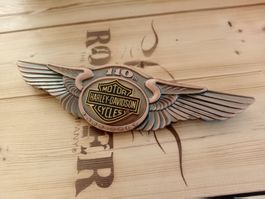 Harley-Davidson Jubiläums Emblem 110 Jahre,  20.00 x 5.00 cm