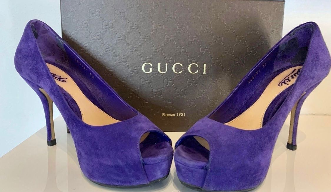 Gucci Scarpe da donna: Chaussures iconiques Gucci – Usato da Pully venduto da TCarrard