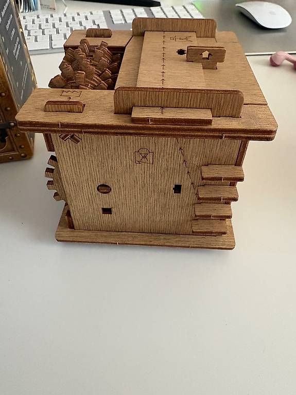 Giochi: Escape Box: Cluebox - Rette Schrödingers Katze – Usato da Bern venduto da zuendda 2