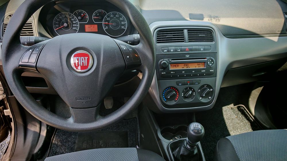 Fiat Automobili: Fiat Punto 1.2 – Usato da Arbon venduto da Tropxe1 7