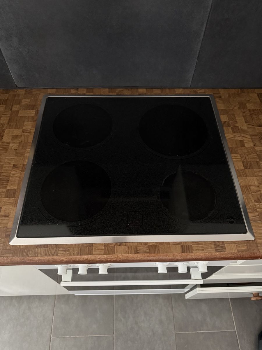 V-Zug Forni: V-ZUG DE LUXE Einbaubackofen mit integriertem Herd – Usato da Winterthur venduto da The_Legend277 4