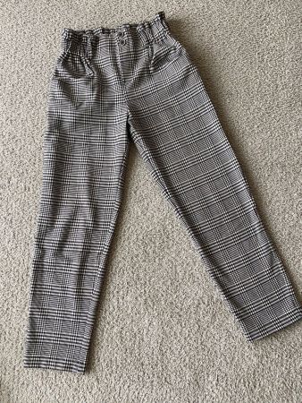 Zara karierte Hose Gr. 152