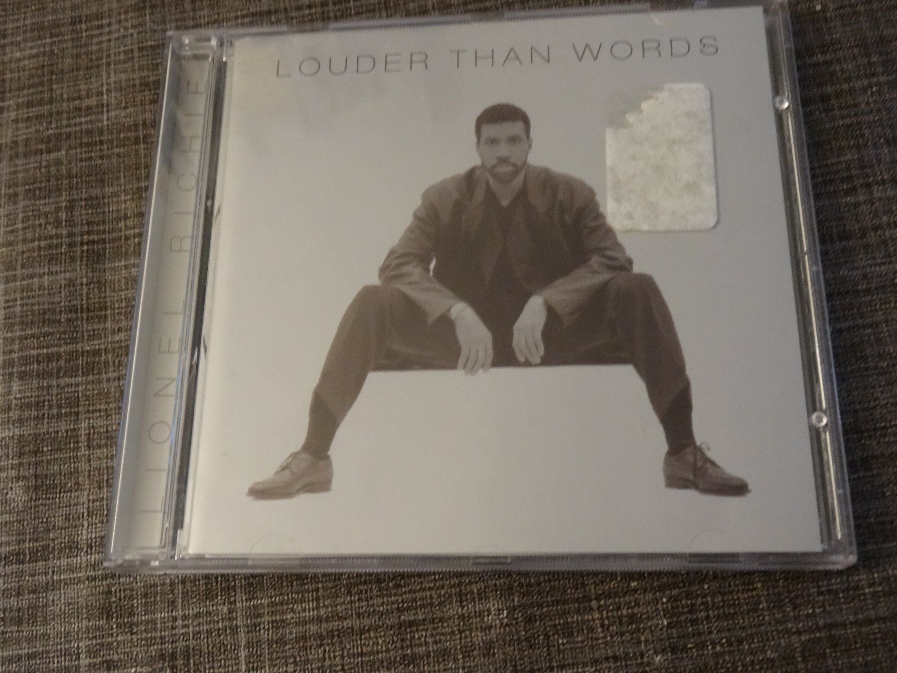 CD: Lionel Richie - Louder than Words CD – Usato da Olten venduto da Disc-Ausverkauf