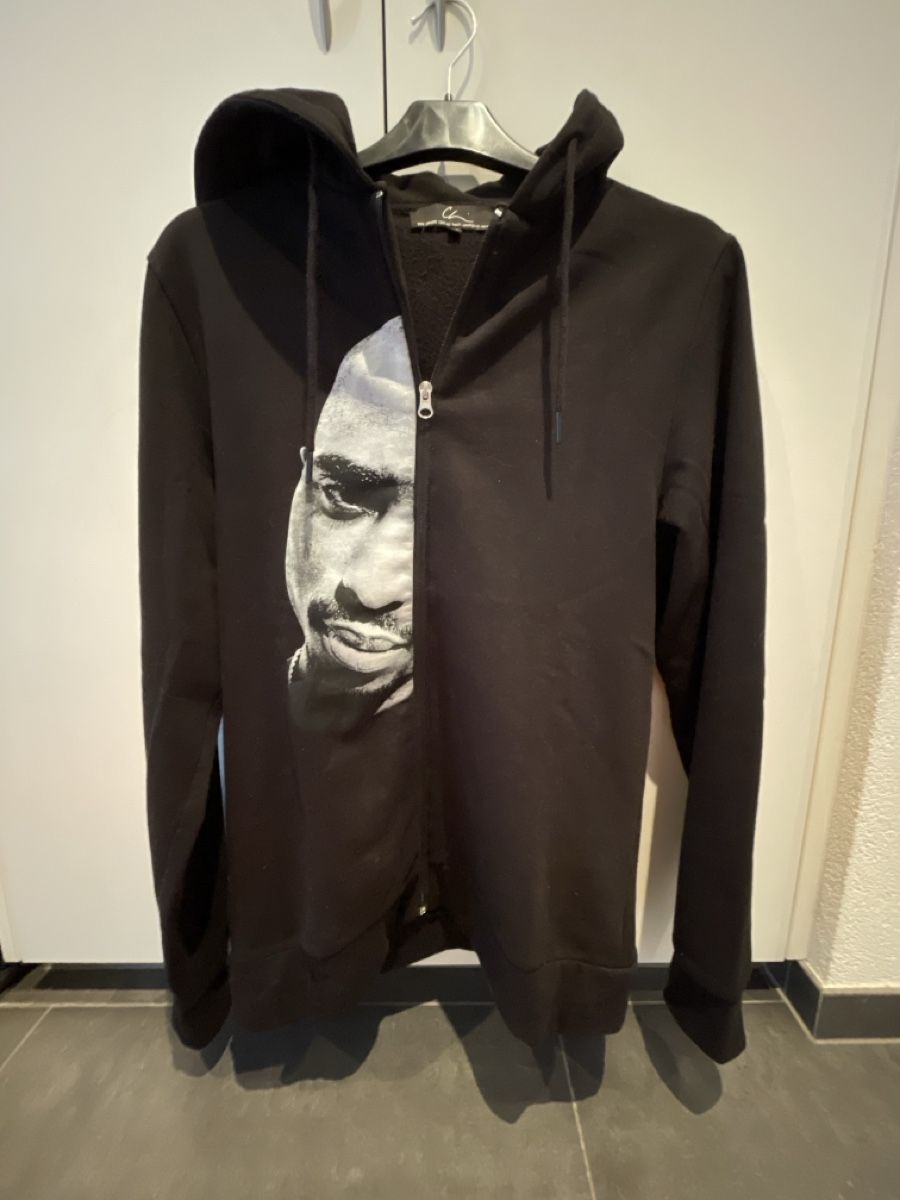 Giacche: Veste à capuche motif Tupac, taille M – Usato da Ins venduto da Nick63