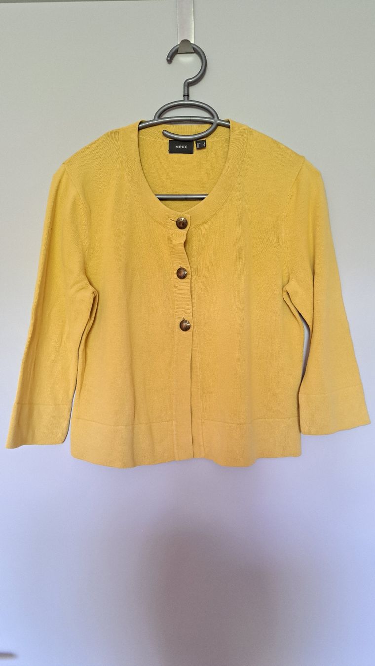 Mexx Jacken: MEXX - Strickjacke – Gebraucht aus Winterthur von ml2_58mm