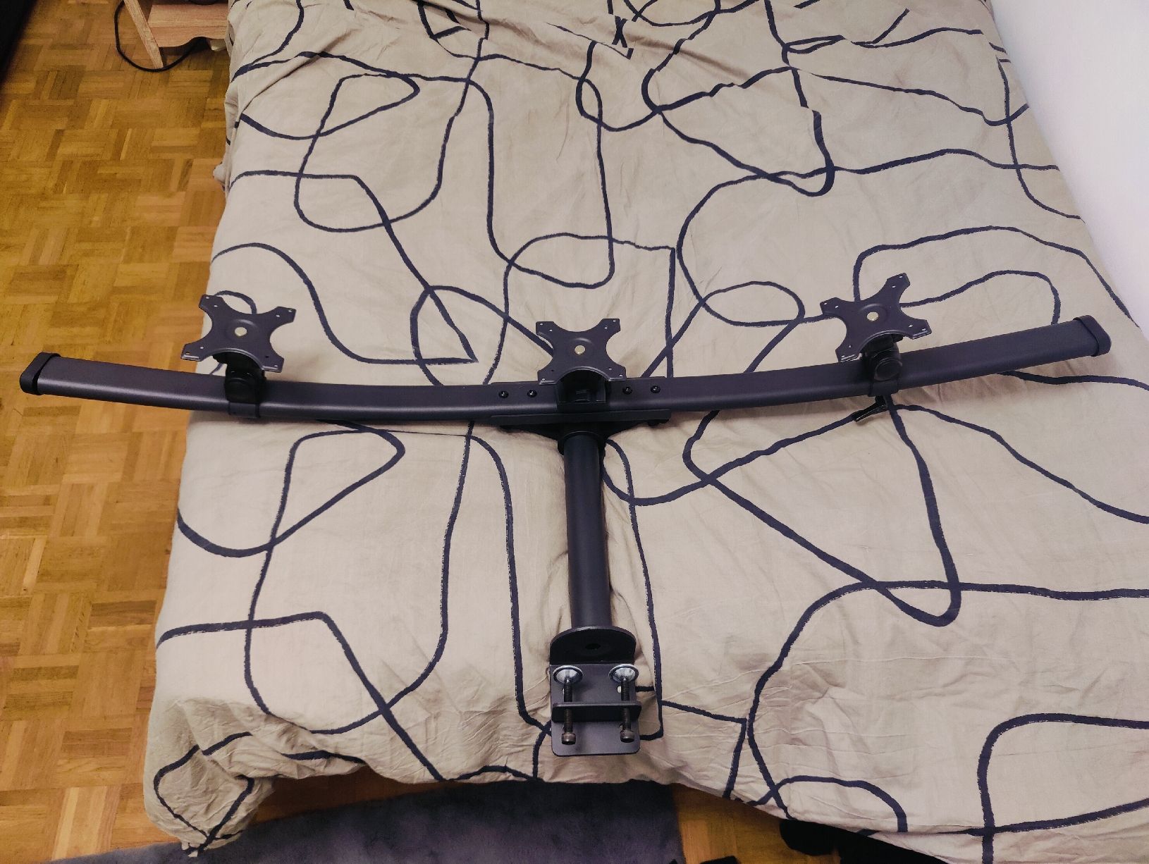 Staffa per monitor: support écrant / Neomounts Fpma-D700d3 27" – Usato da Peseux venduto da TheBabyWolf