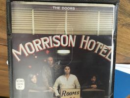 The Doors Morrison Hotel CD 🎶 ☀️  💿