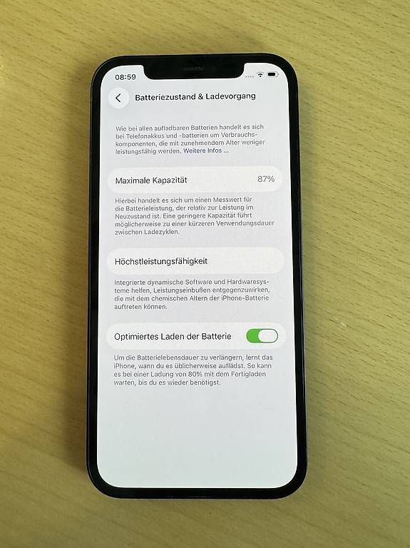 Telefoni cellulari / Smartphones: iPhone 12 mit 128 GB – Usato da Eiken venduto da Sergej