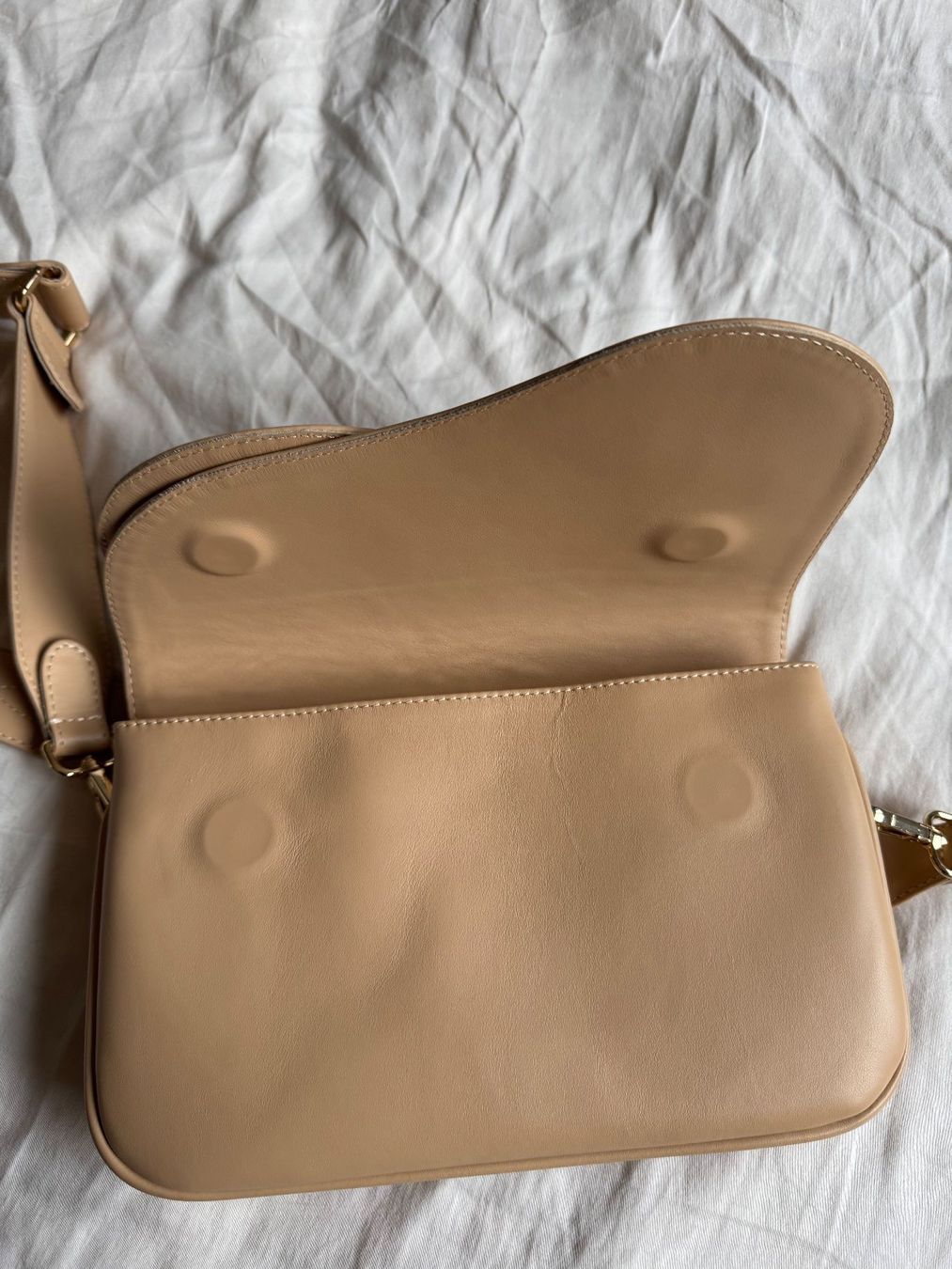 Borse da donna: Ledertasche beige neu – Nuovo e nell'imballaggio originale da Hombrechtikon venduto da mha_m5kx 2
