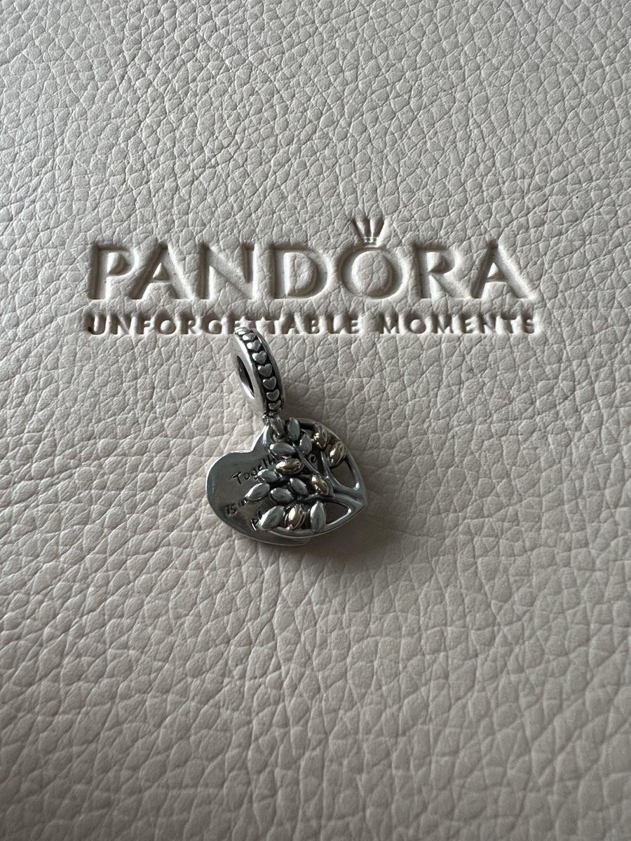 Pandora Ciondoli: Original Pandora Charm Lebensbaum – Usato da Toffen venduto da Vanessa_Germann