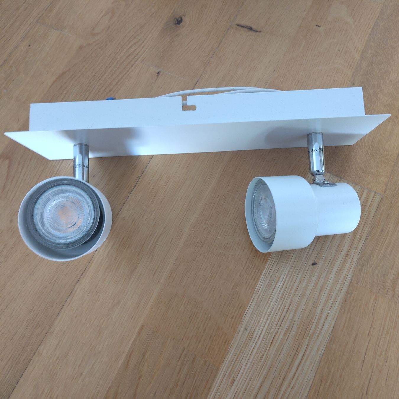 Lampadari & plafoniere: Deckenleuchte 2 Spots Weiss Metall GU10 LED Max 2x9W – Usato da Bern venduto da clr_g2rj