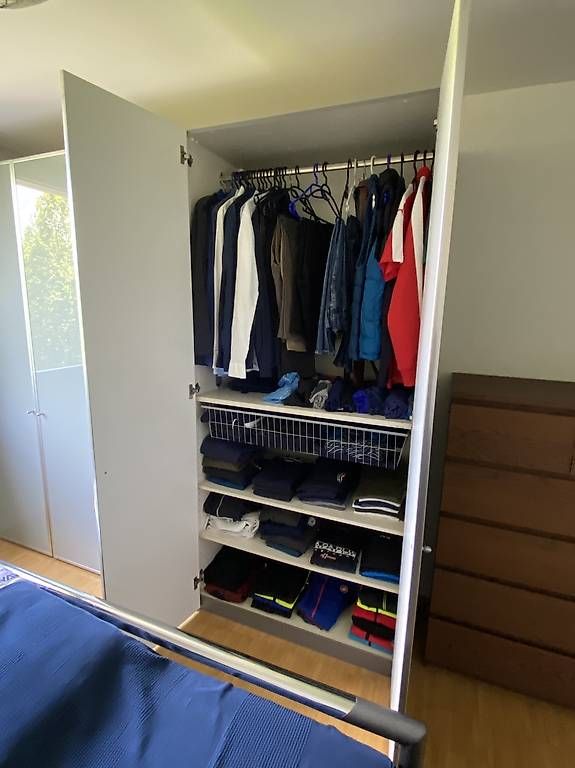 Armoires: Kleiderschrank Hochglanz Grau – D'occasion à Winterthur par cecman 3