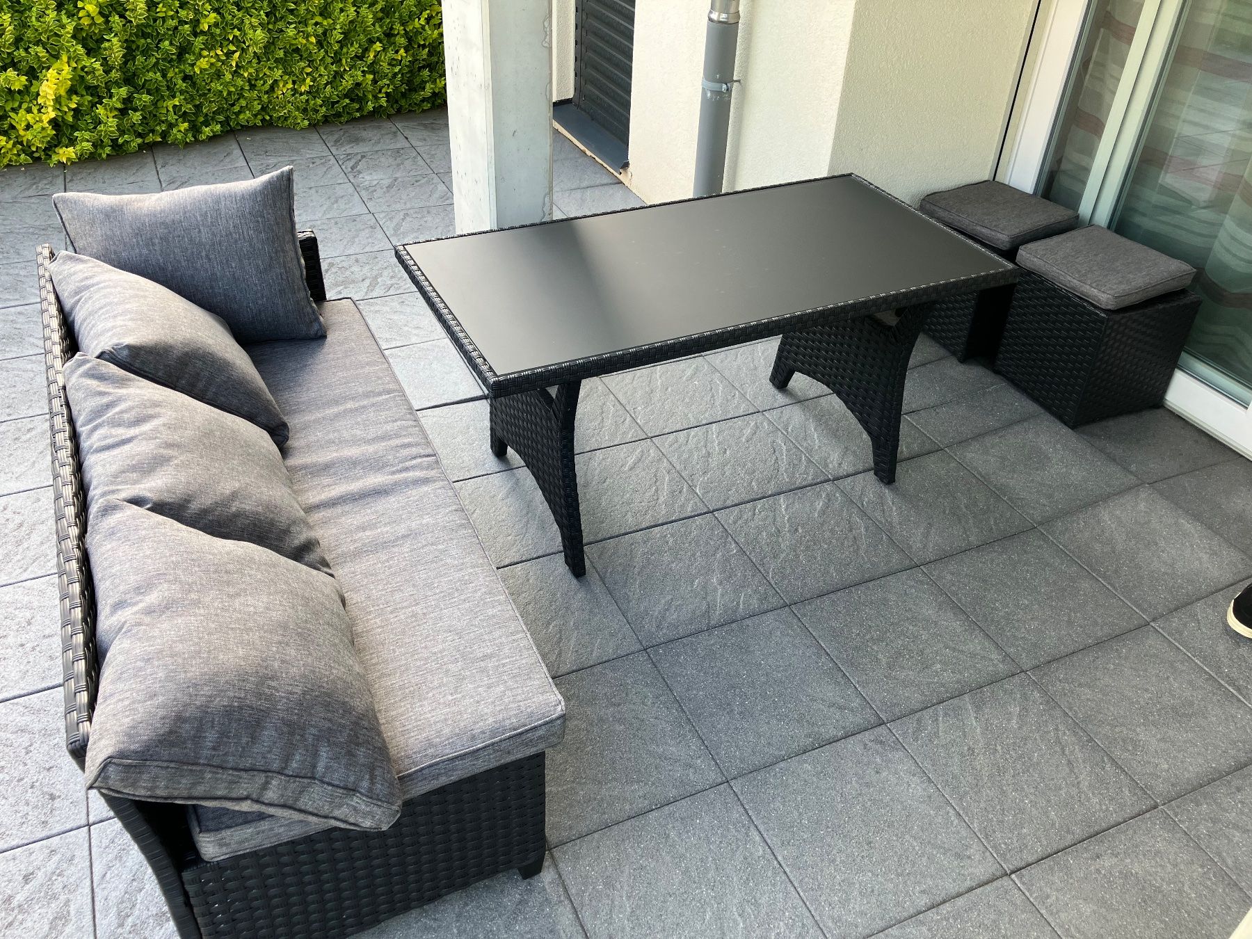 Set di tavolo e panche: Salon de terrasse 8 places – Usato da Alle venduto da Stu8