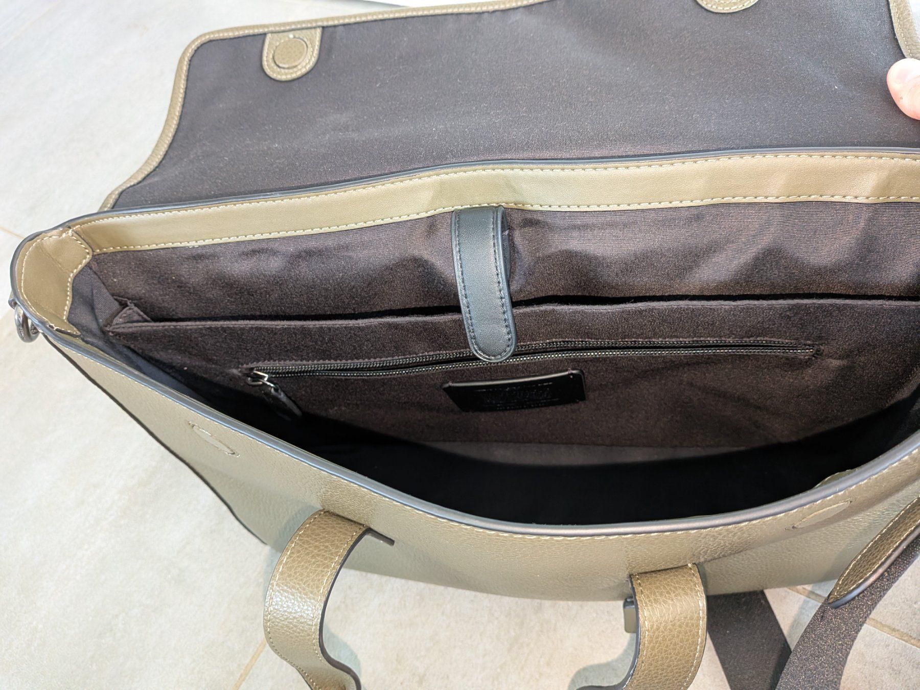 Coach Taschen: Sac Coach Sullivan Neuf – Gebraucht aus Bex von fre_yr2h 7