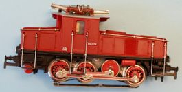 Locomotive Marklin 3001, no  E6302, rouge carmin