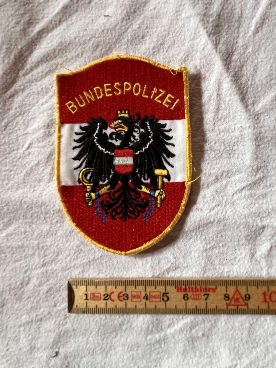 Placchette & Badge: Bundespolizei Österreich Badge – Usato da Maienfeld venduto da DivicoHelveticus