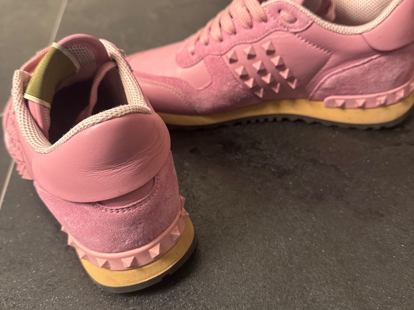 Valentino Scarpe da donna: Valentino Garavani Rockrunner – Usato da Dietikon venduto da flu_5vzg 1