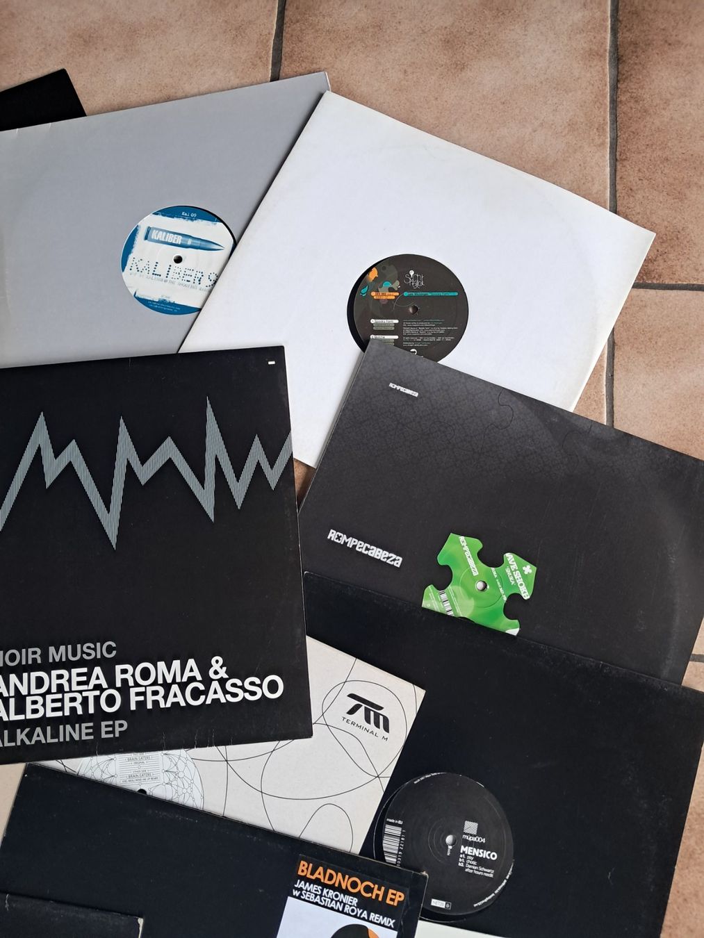 Dischi in vinile: Vinyl Set Techno Minimal – Usato da Biberstein venduto da precious010 4