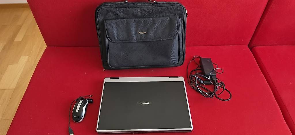 Notebook: Laptop MaxData ECO 4700 IW – Usato da Tann venduto da Miland91 1