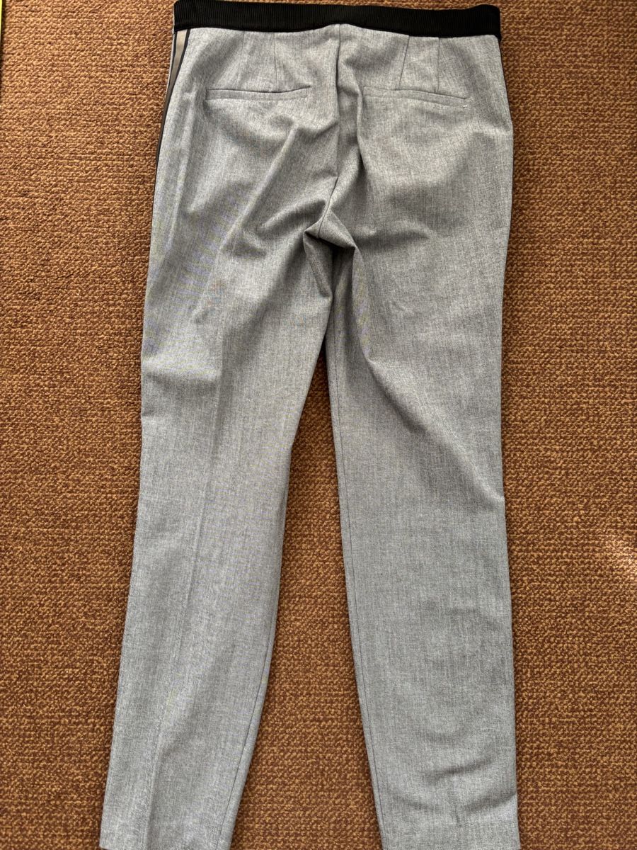 Zara Pantaloni: Zara trouser – Nuovo (secondo la descrizione) da Confignon venduto da Second_Hand_Ch 4