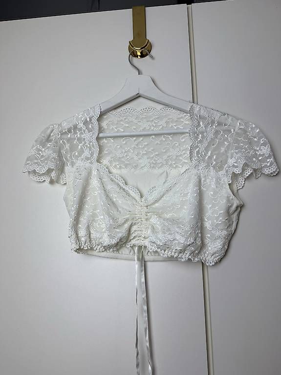 Robes: Krüger dirndl – D'occasion à Reigoldswil par schweizer311 2