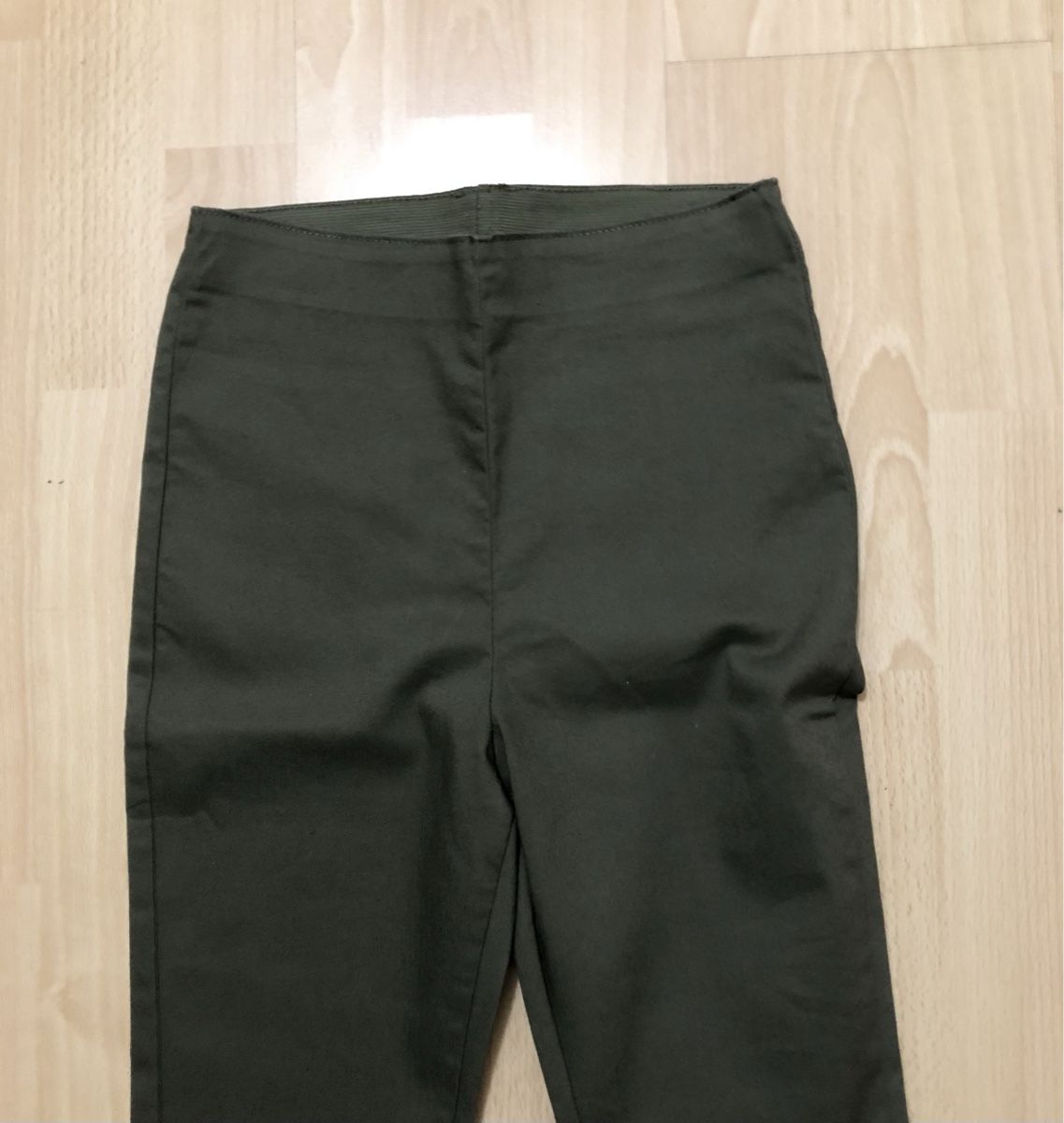 H&M Pantaloni: H&M Hose Gr.XS – Nuovo (secondo la descrizione) da Chur venduto da vicky7 2